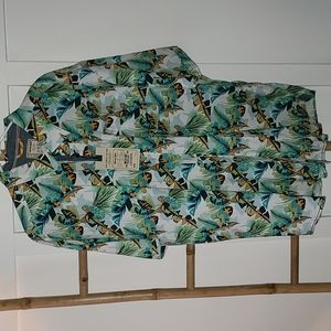 Nice casual dress shirt with tree print
